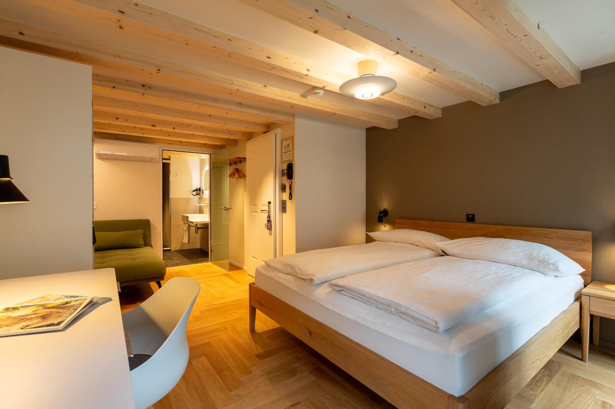 Hostal Alplodge Entrelagos