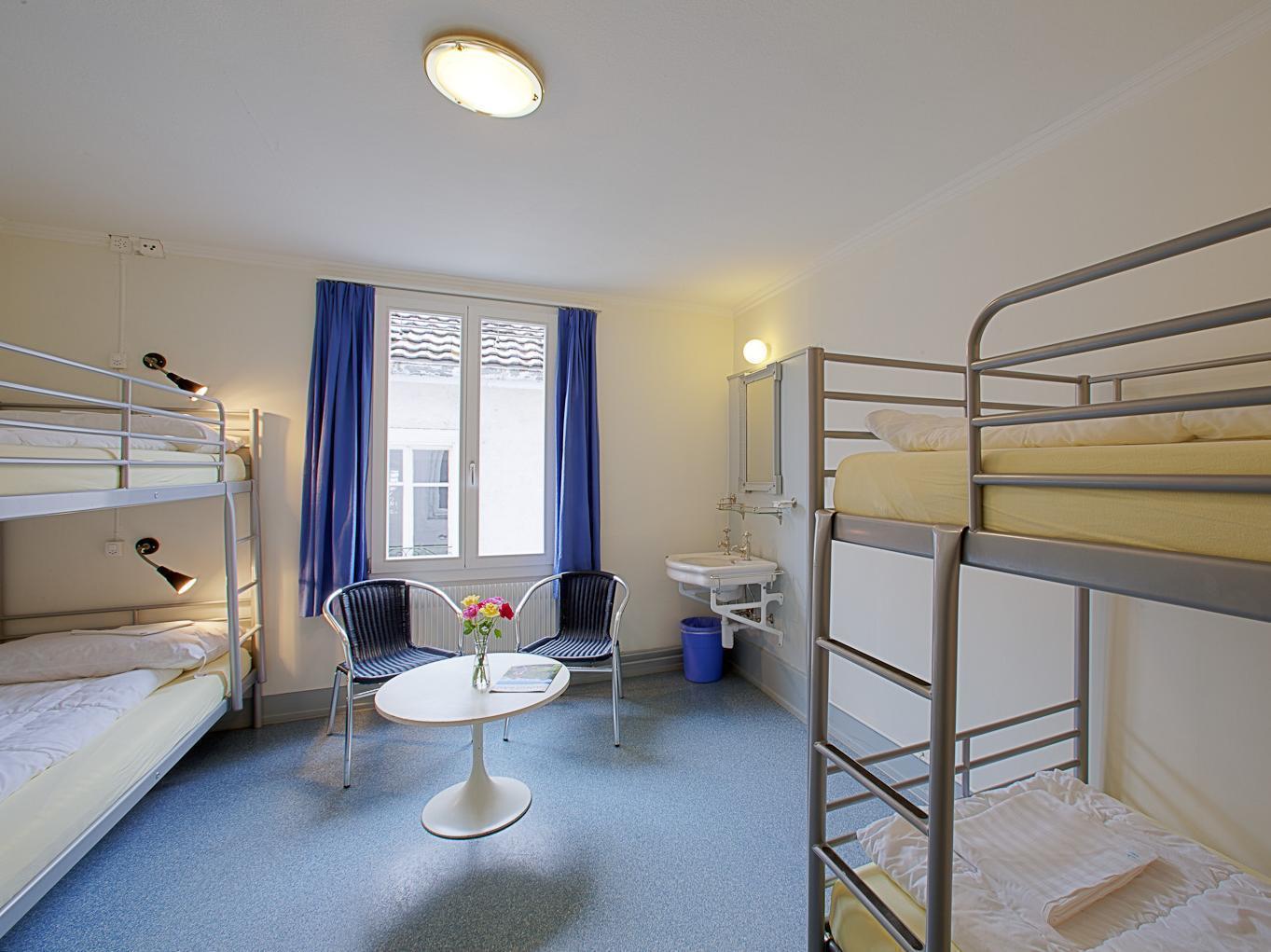 Hostal Alplodge