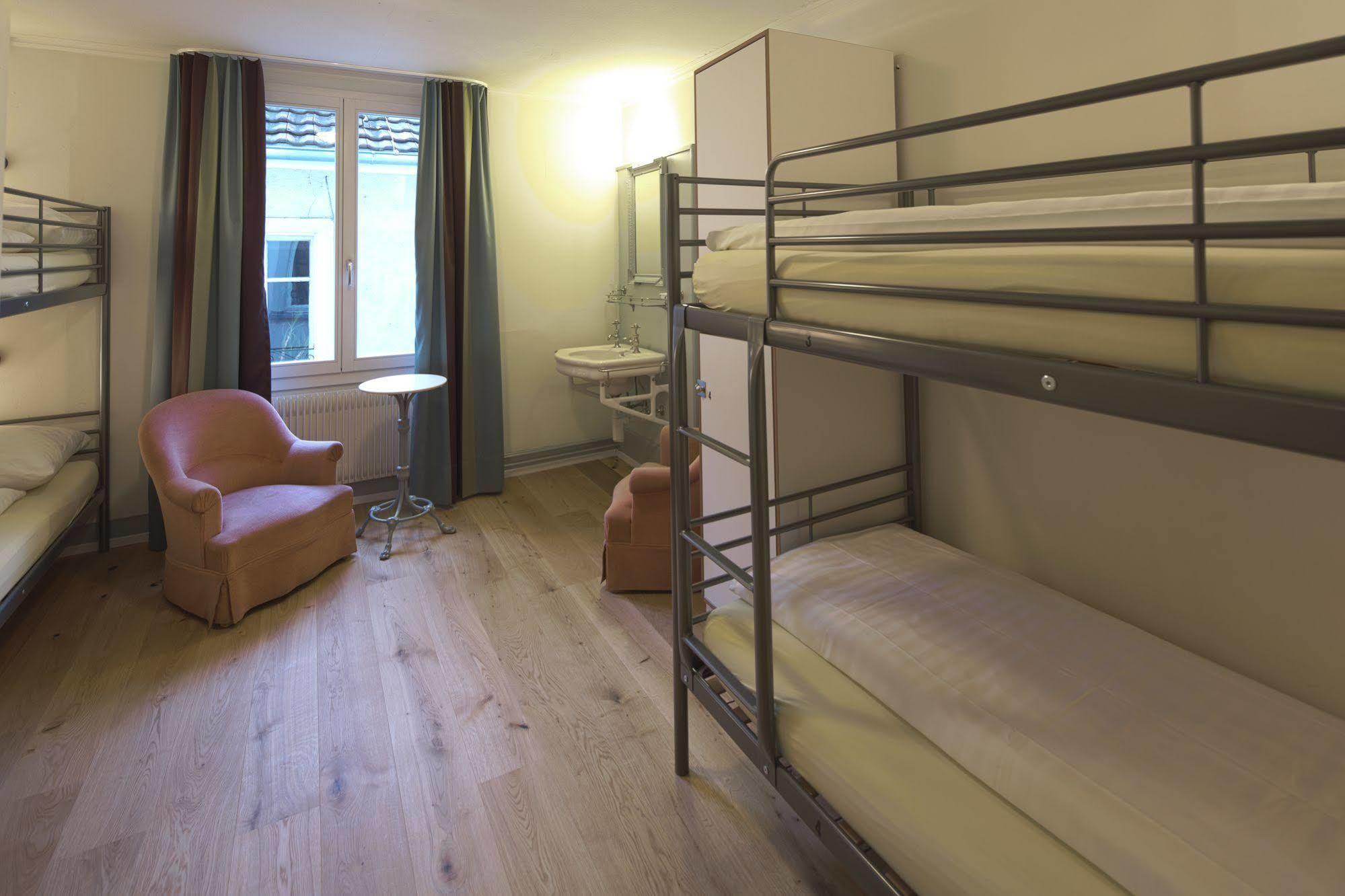 Alplodge Hostal Entrelagos