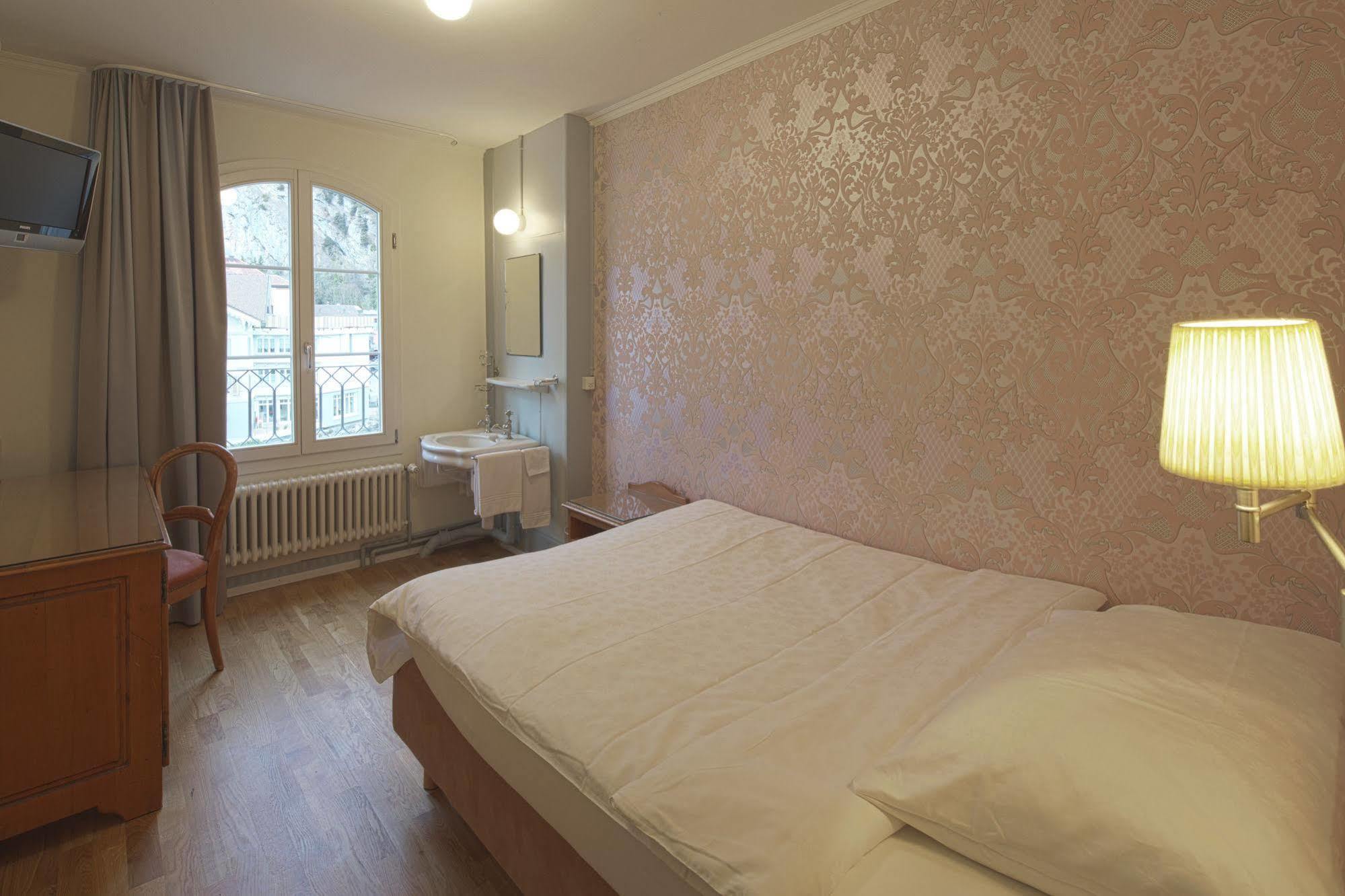 Hostal Alplodge Entrelagos