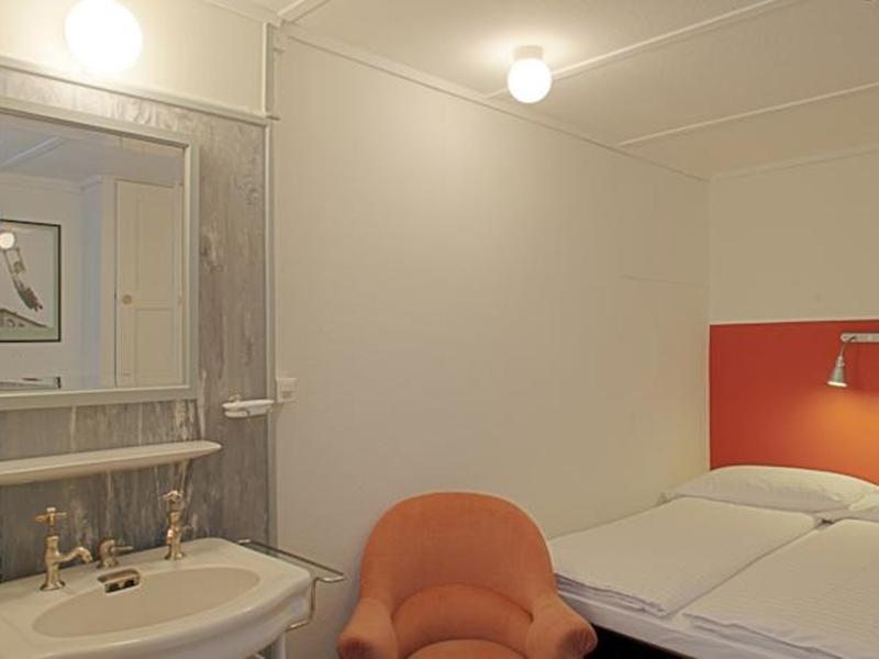Auberge de jeunesse Alplodge *