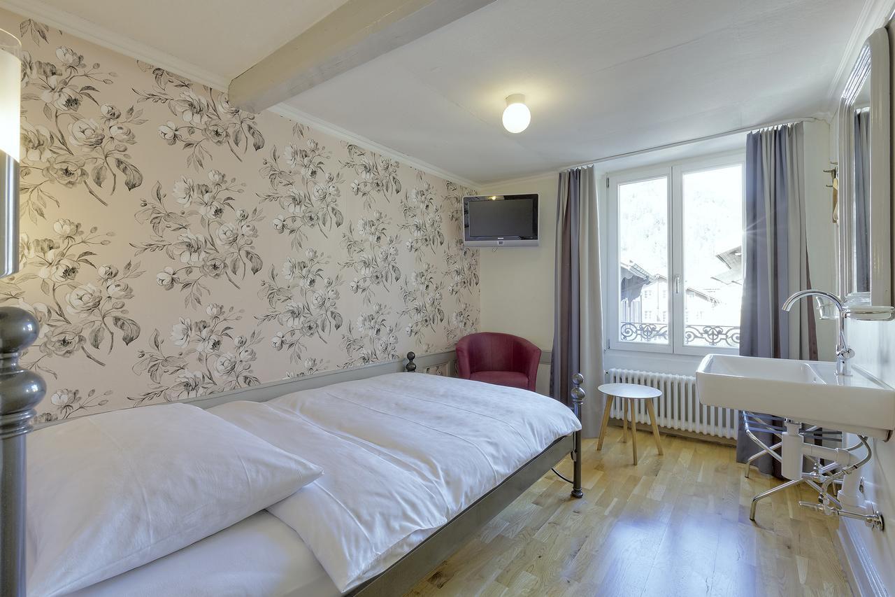 Auberge de jeunesse Alplodge *