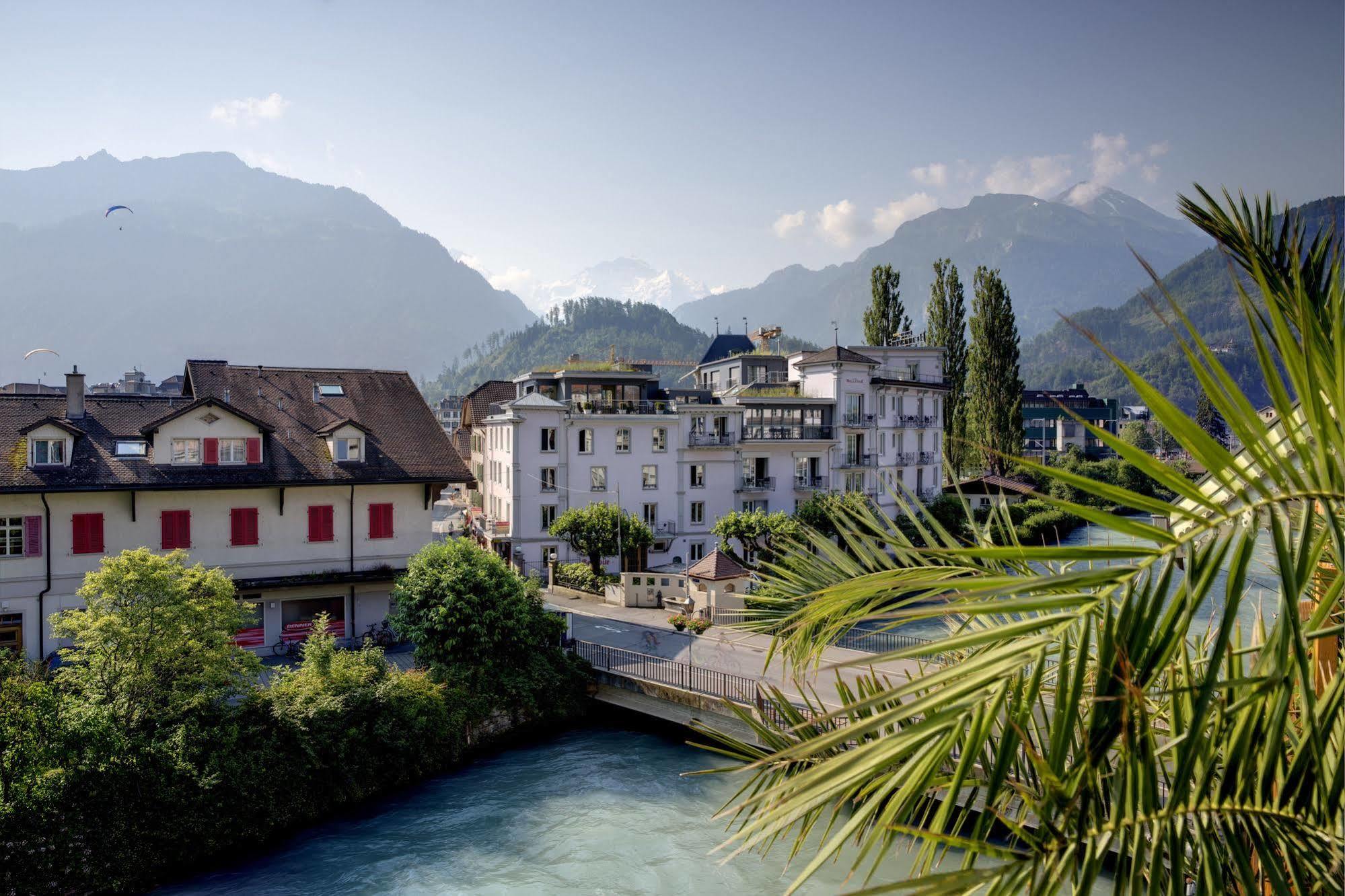 Auberge de jeunesse Alplodge *